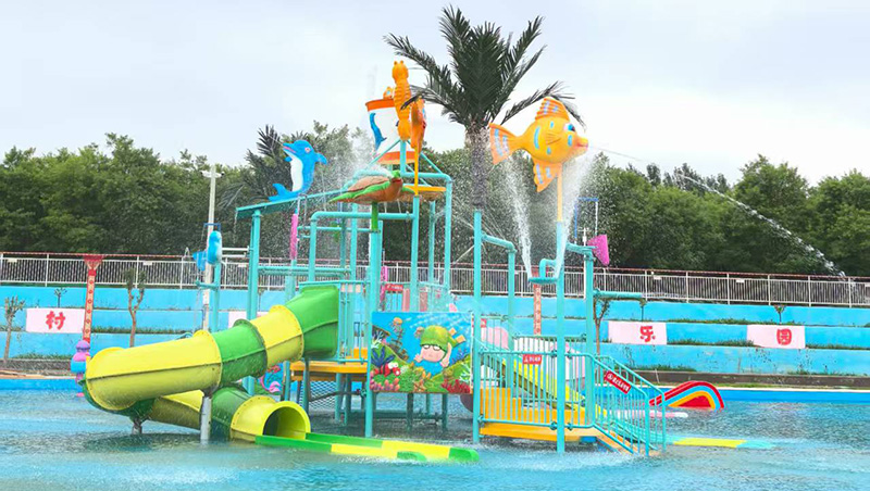 Tháp phun nước tương tác nhiều tầng dành cho hồ bơi khách sạn