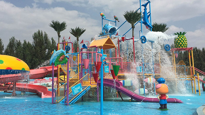 Tháp phun nước Middle Splash dành cho công viên nước